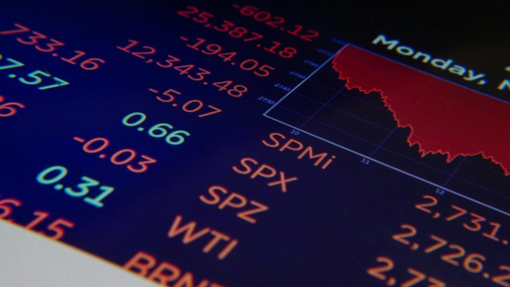 Let's take a look at the major declines for the S&P 500® over the last 35 years.  What happened to dividends during these declines?